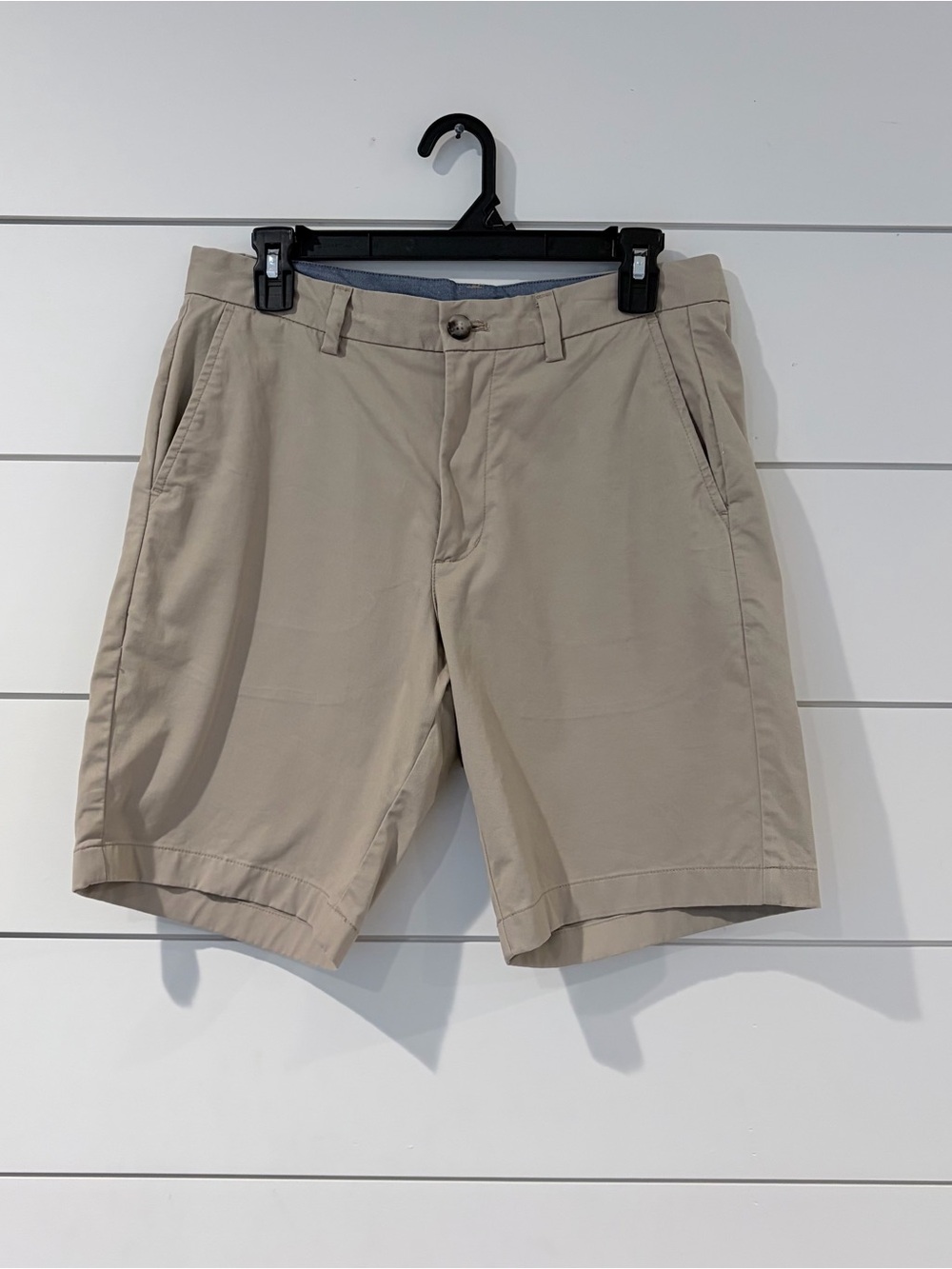 Vineyard Vines Breaker Shorts Men’s 30 Khaki Preppy Coastal Classic Golf Core